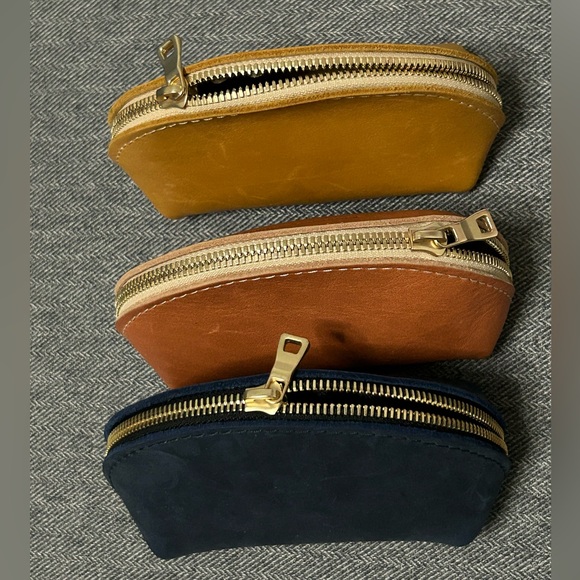 Three (3) “Taco Tassel” pouches from Portland Leather Goods - Picture 11 of 12